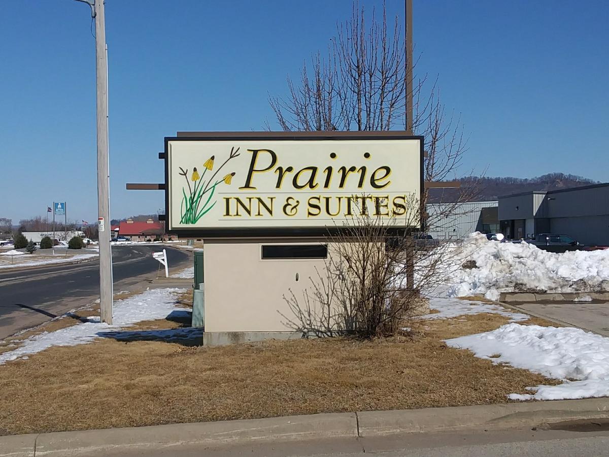 Prairie Inn & Suites Holmen Exterior photo